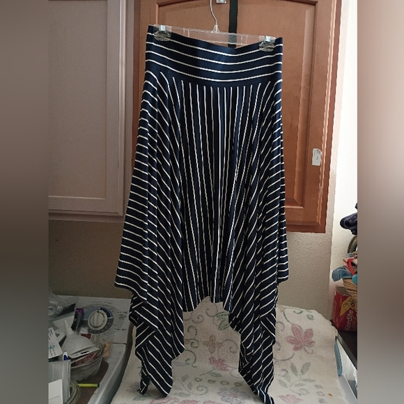 CAbi Dresses & Skirts - Asymmetrical Twirl Skirt